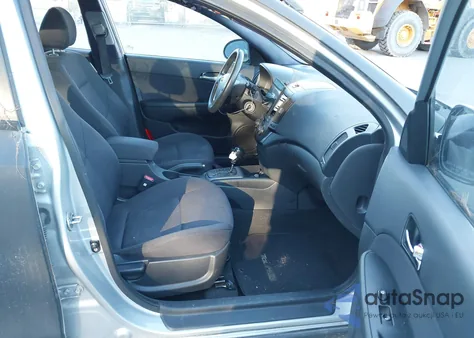 2011 Hyundai Elantra Touring Gls from USA, damaged, VIN KMHDC8AE8BU124042